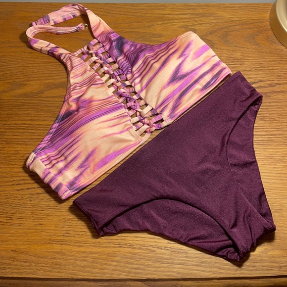 Victoria’s Secret high neck top & bottom set - Picture 1 of 5